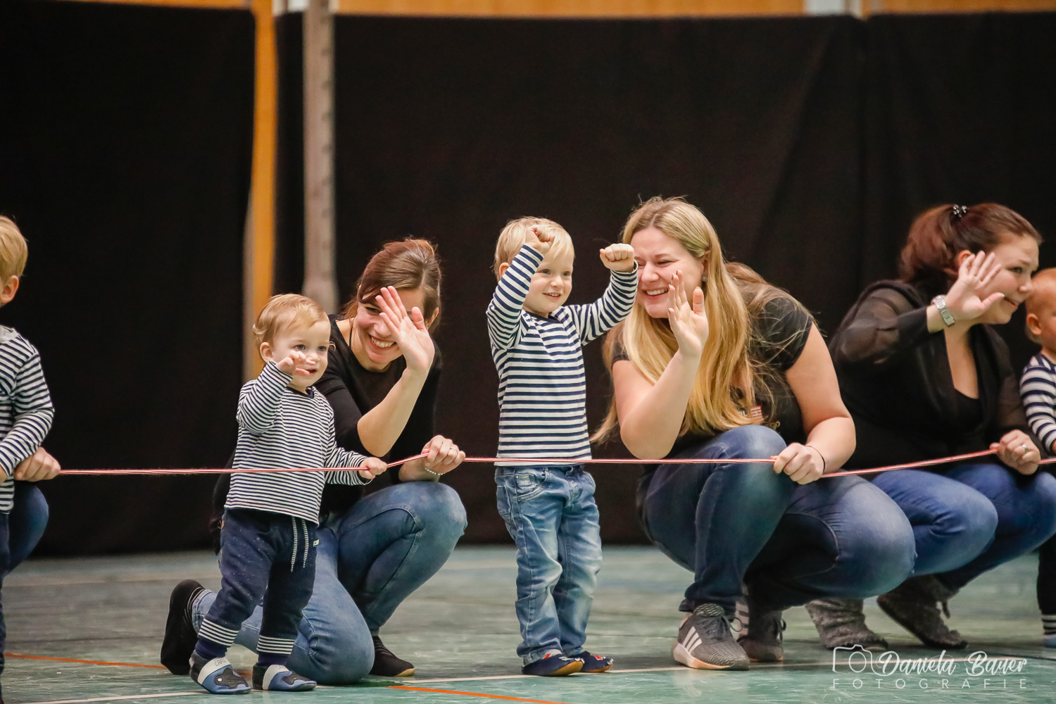 Kleine und Große am laufenden Band_35