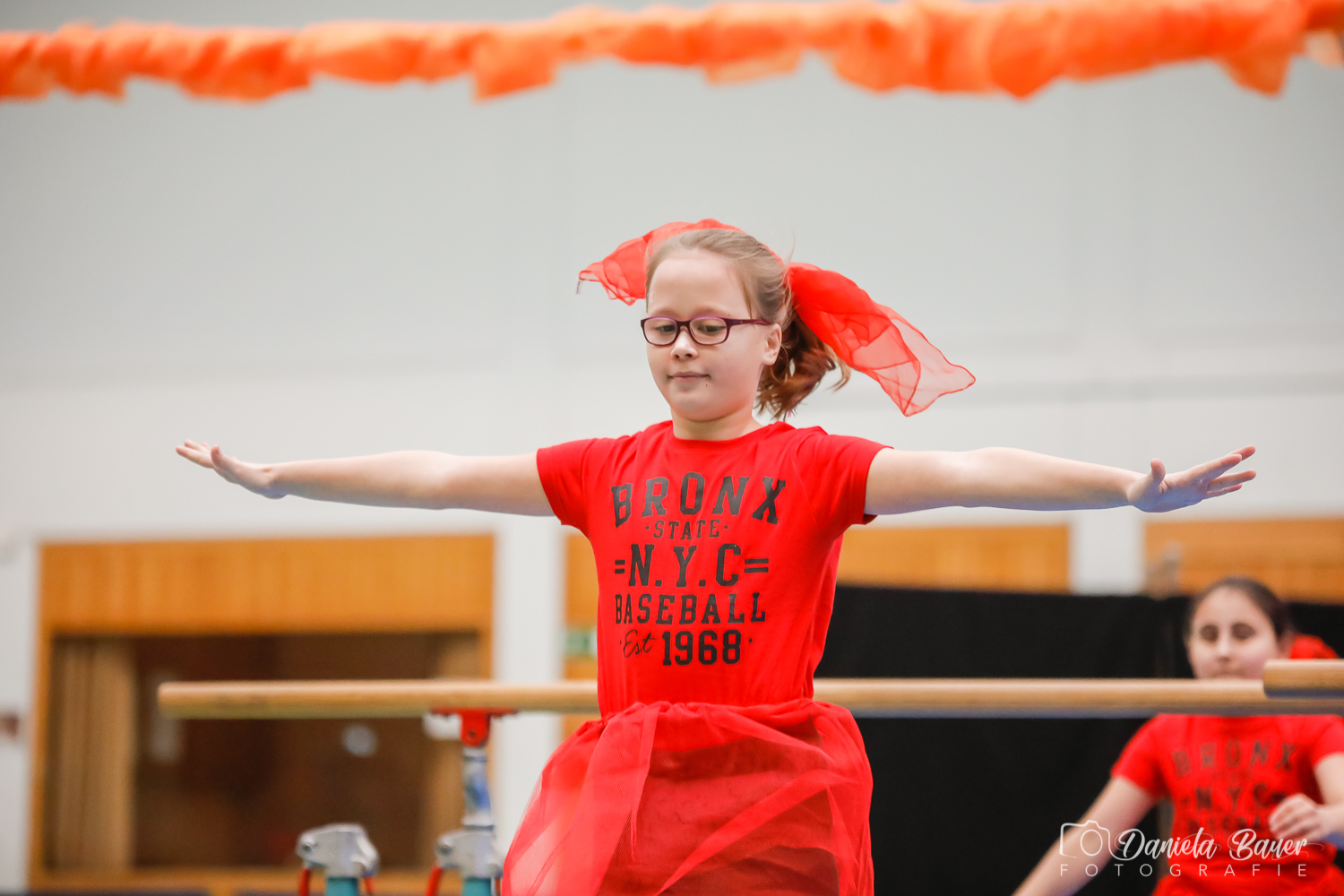 Kleine Feen in den Zweigen_34